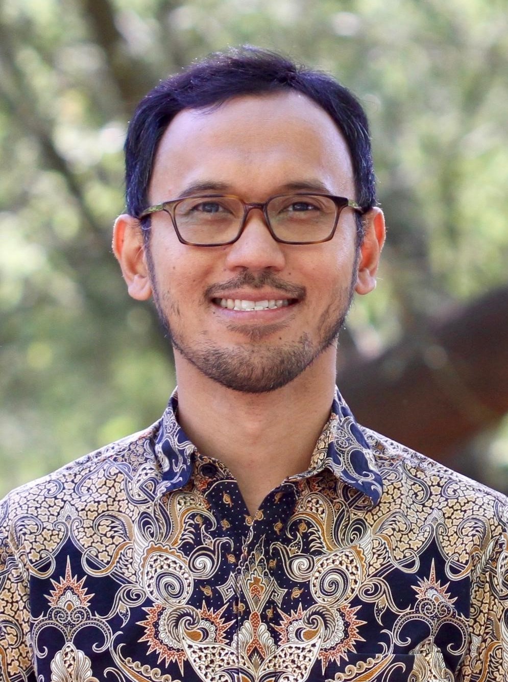 Dr. Hariadi